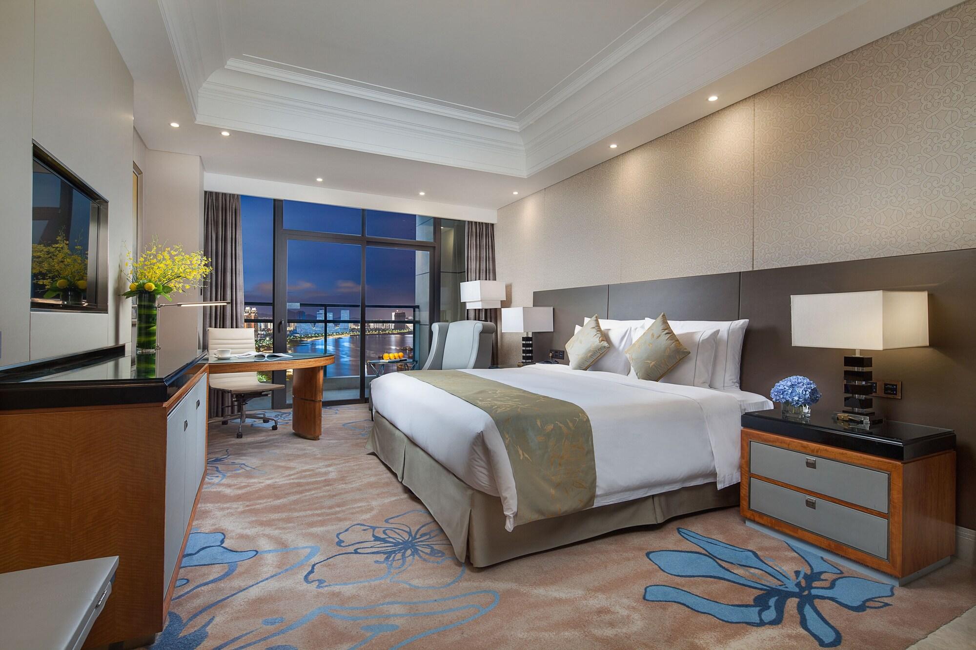 Wyndham Grand Xiamen Haicang Bagian luar foto