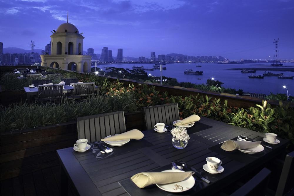 Wyndham Grand Xiamen Haicang Bagian luar foto