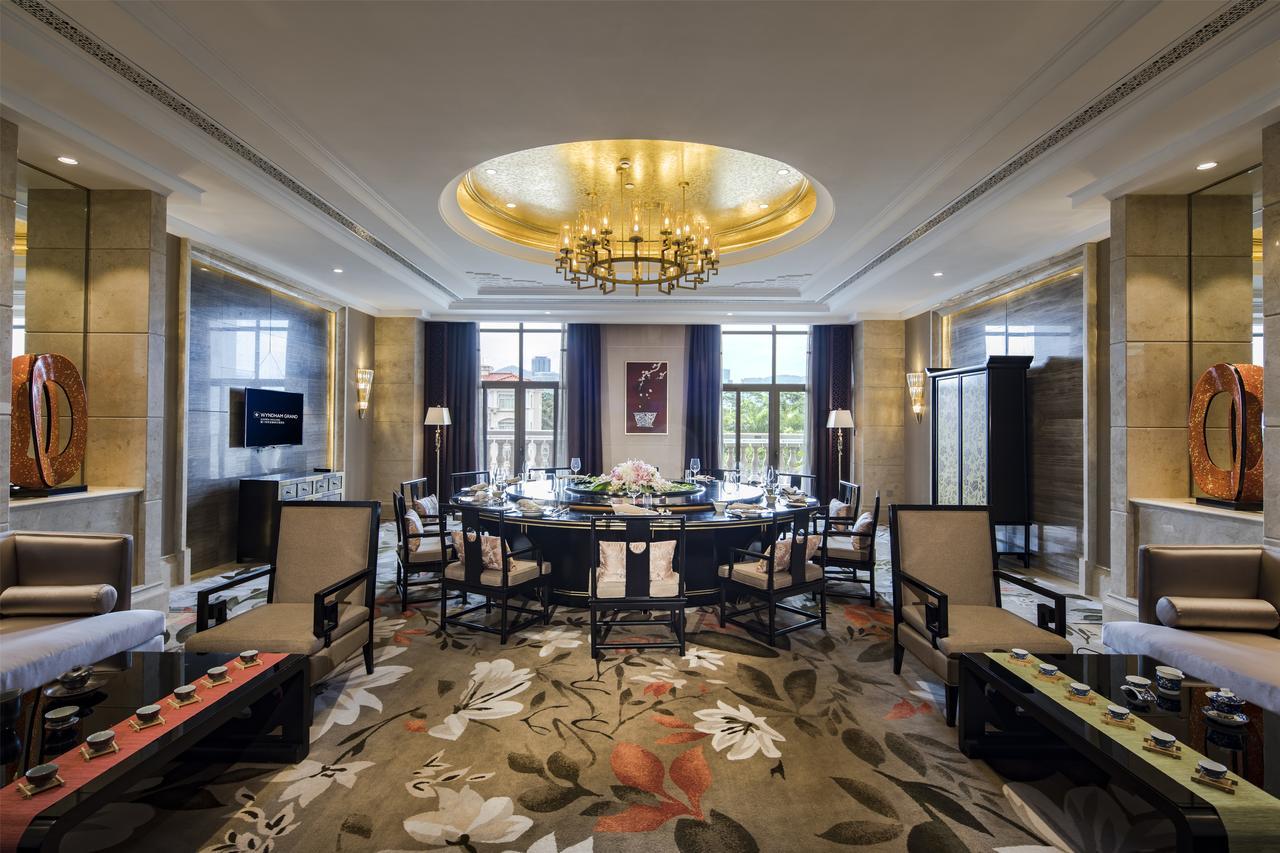 Wyndham Grand Xiamen Haicang Bagian luar foto