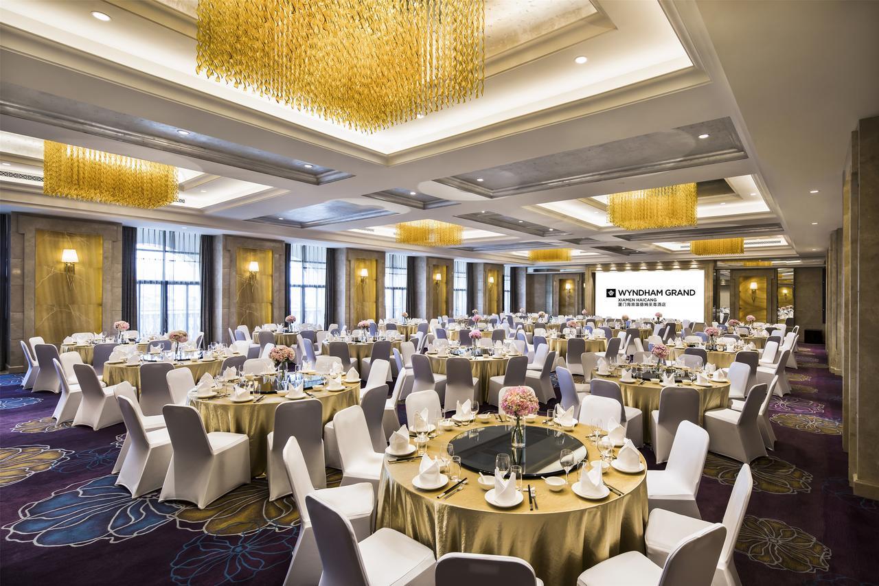 Wyndham Grand Xiamen Haicang Bagian luar foto